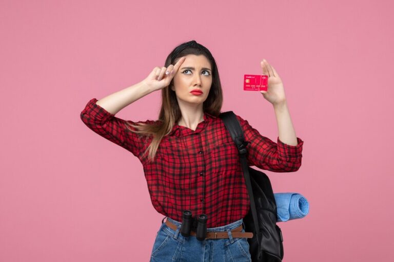 Student Credit Cards: A Beginner’s Guide to Building Financial Independence
